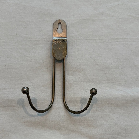 Vintage Metal Double Robe Wall Hook - Picture 1 of 5